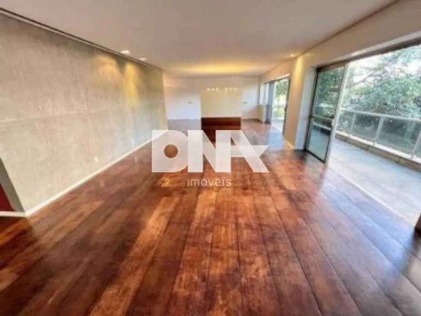 Foto 1 de Apartamento com 4 Quartos à venda, 330m² em Leblon, Rio de Janeiro