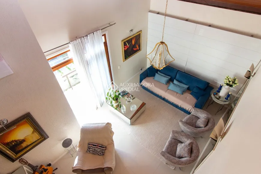 Foto 1 de Casa com 4 Quartos à venda, 338m² em Trindade, Florianópolis
