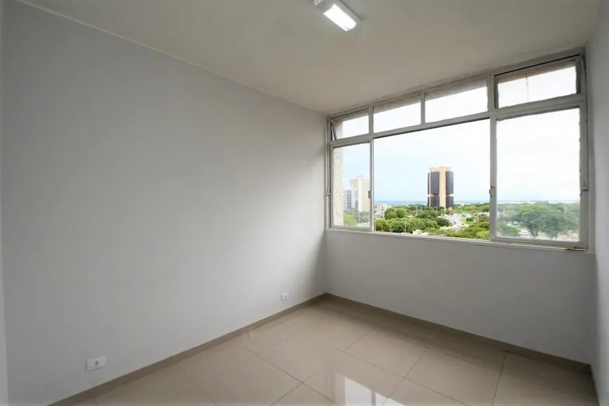 Foto 1 de Sala Comercial para alugar, 26m² em Asa Sul, Brasília