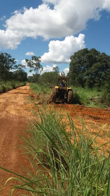 Foto 1 de Fazenda/Sítio à venda, 1640000m² em Zona Rural, Arinos