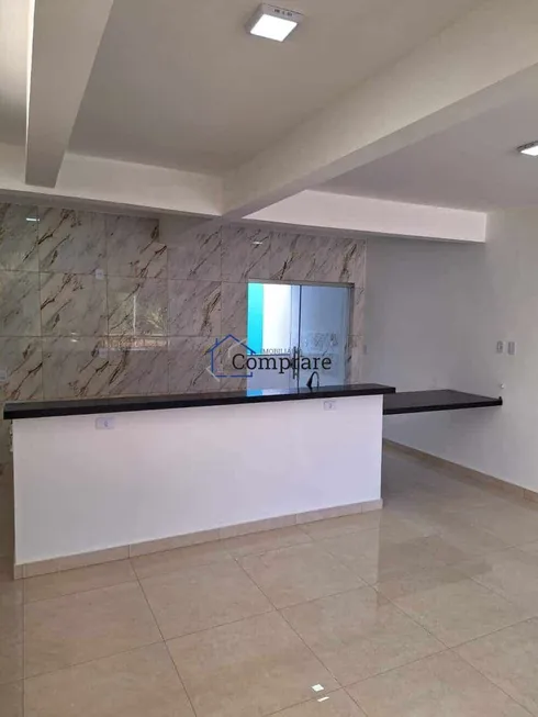 Foto 1 de Casa com 2 Quartos à venda, 115m² em Vila Cristina, Betim