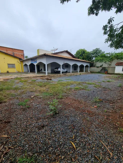 Foto 1 de Imóvel Comercial com 4 Quartos à venda, 465m² em Canelas, Várzea Grande