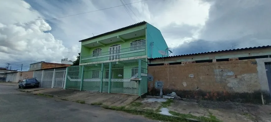Foto 1 de Prédio Comercial com 4 Quartos à venda, 150m² em Recanto das Emas, Brasília