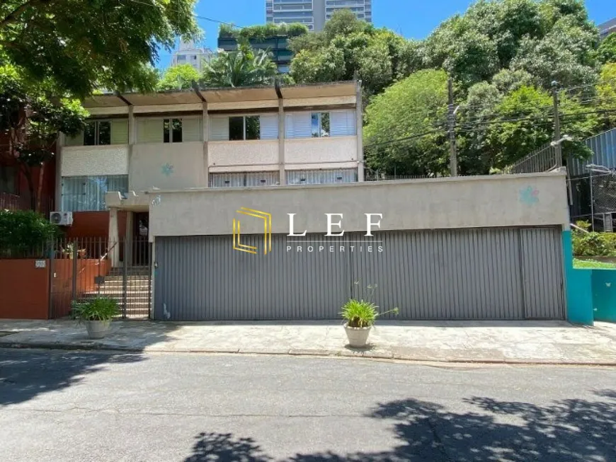 Foto 1 de Casa com 5 Quartos à venda, 400m² em Vila Madalena, São Paulo