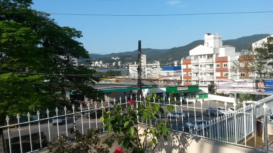 Foto 1 de Lote/Terreno à venda, 297m² em Agronômica, Florianópolis