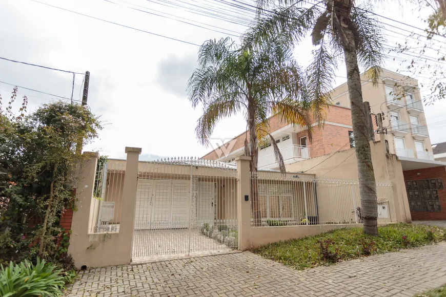 Foto 1 de Casa com 3 Quartos à venda, 153m² em Alto da Rua XV, Curitiba