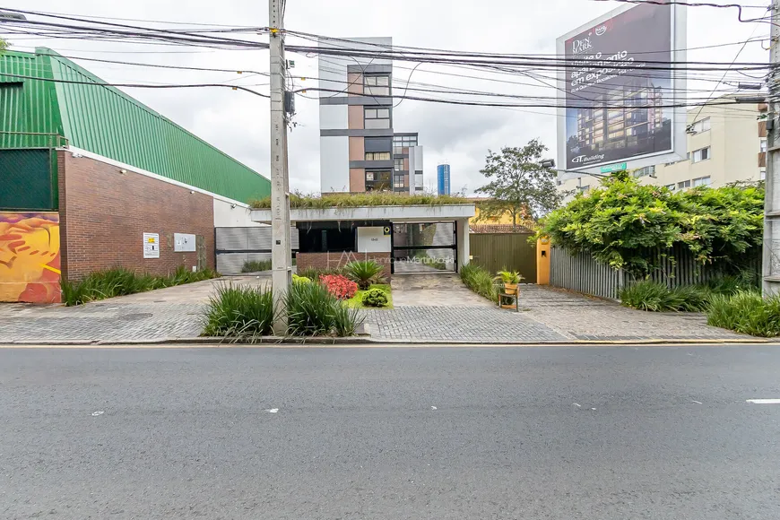 Foto 1 de Apartamento com 3 Quartos à venda, 259m² em Cabral, Curitiba