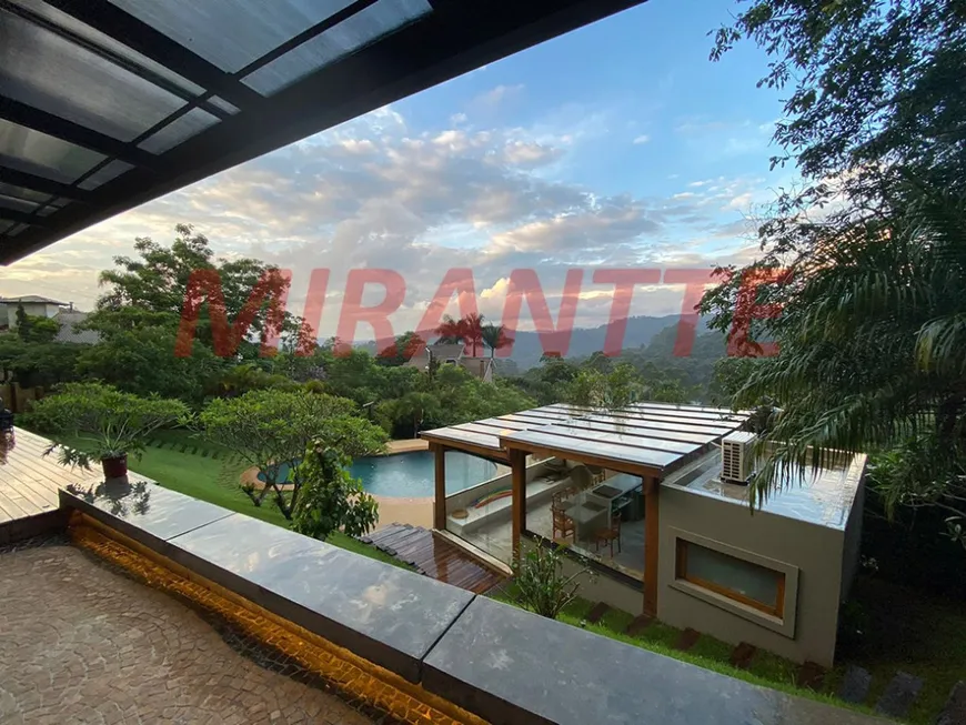 Foto 1 de Casa de Condomínio com 3 Quartos à venda, 380m² em Serra da Cantareira, Mairiporã