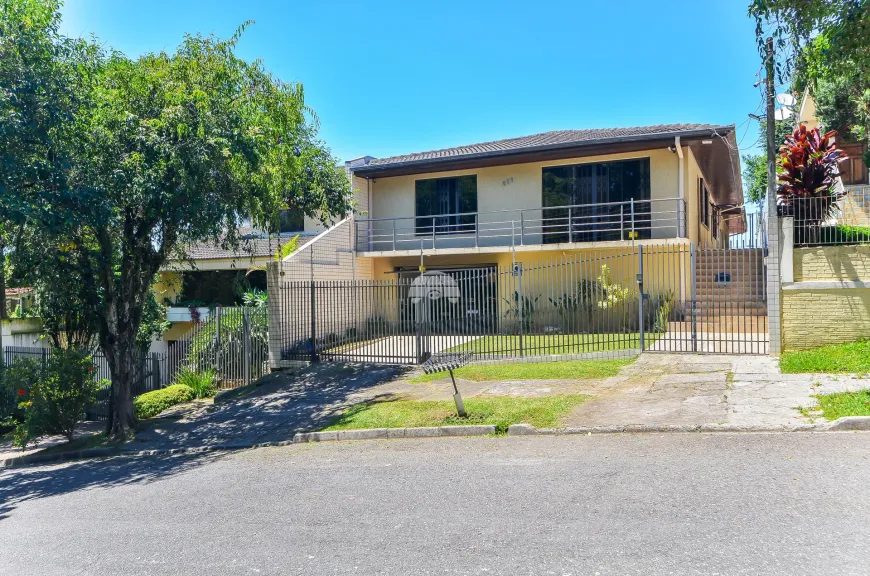 Foto 1 de Casa com 3 Quartos à venda, 175m² em Mercês, Curitiba