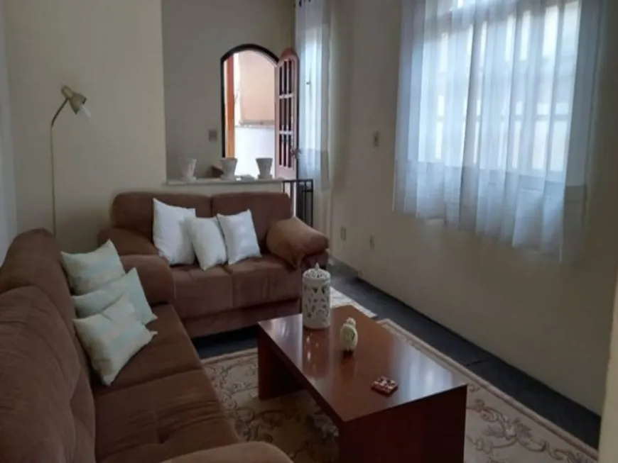 Foto 1 de Casa com 4 Quartos à venda, 180m² em Vila Hortencia, Sorocaba