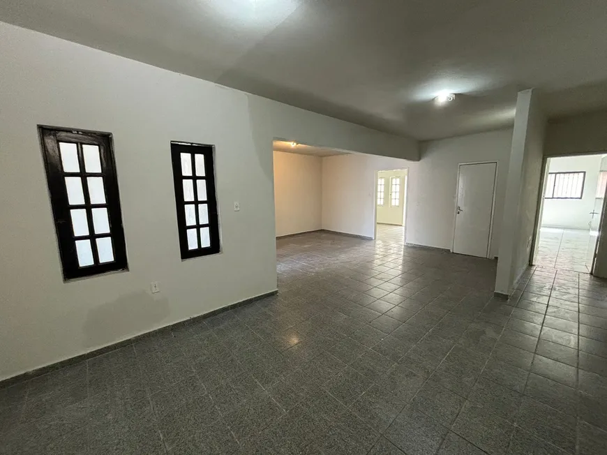 Foto 1 de Casa com 3 Quartos à venda, 212m² em Piedade, Jaboatão dos Guararapes