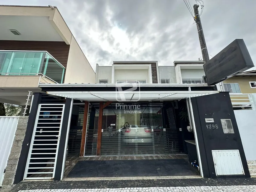 Foto 1 de Casa com 3 Quartos para alugar, 140m² em Centro, Balneário Camboriú