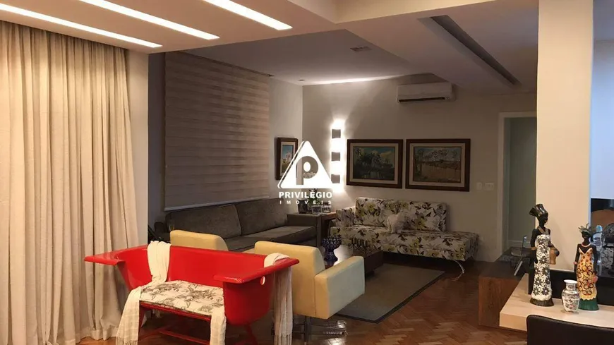 Foto 1 de Apartamento com 3 Quartos à venda, 133m² em Botafogo, Rio de Janeiro