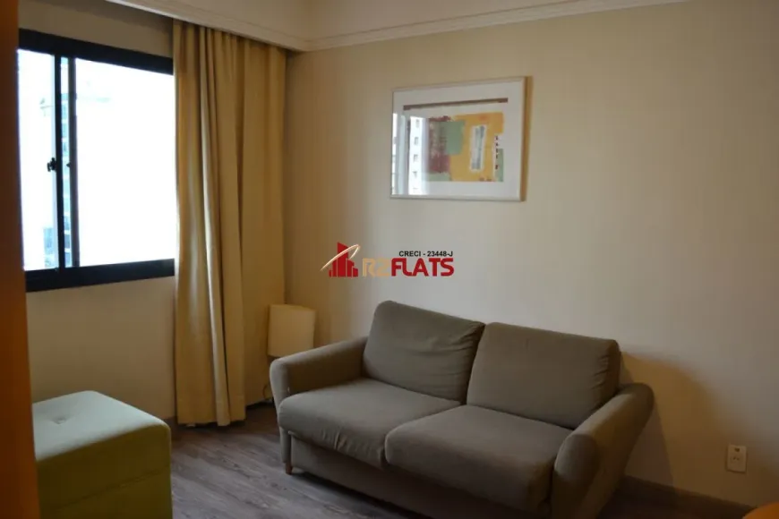 Foto 1 de Flat com 1 Quarto para alugar, 33m² em Moema, São Paulo