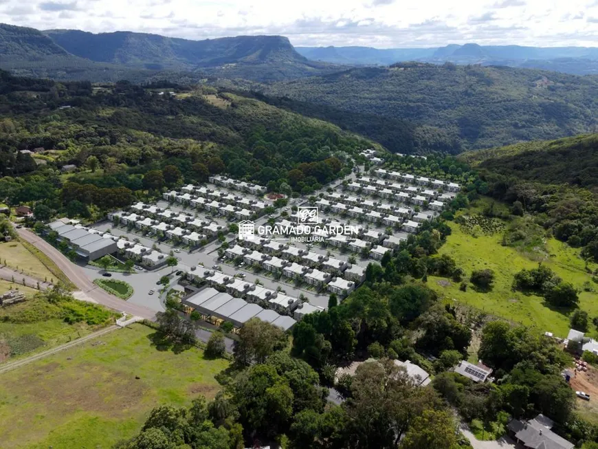 Foto 1 de Casa com 2 Quartos à venda, 62m² em Avenida Central, Gramado