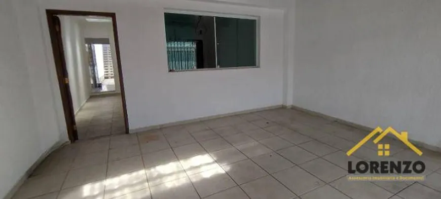 Foto 1 de Casa com 3 Quartos à venda, 112m² em Vila Scarpelli, Santo André