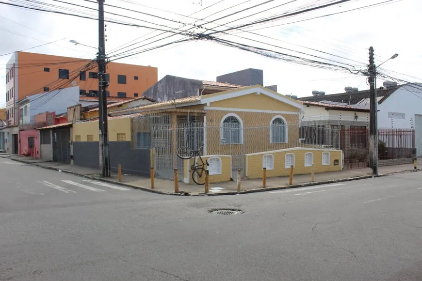 Foto 1 de Casa com 3 Quartos à venda, 74m² em Centro, Aracaju