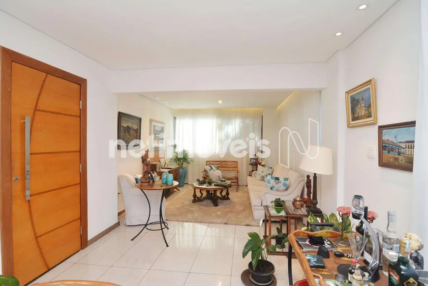 Foto 1 de Apartamento com 4 Quartos à venda, 180m² em Vila Paris, Belo Horizonte