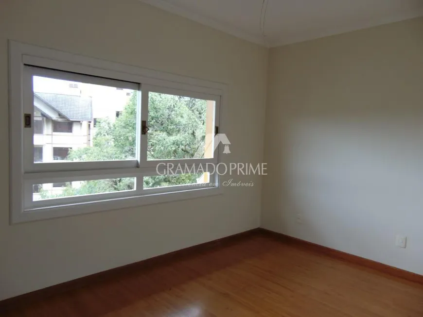 Foto 1 de Apartamento com 4 Quartos à venda, 128m² em Centro, Gramado