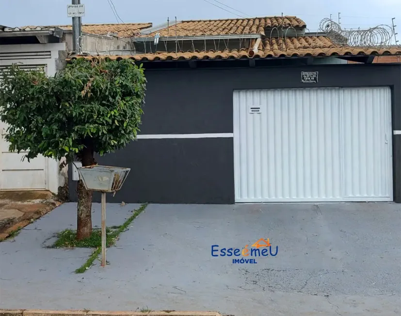 Foto 1 de Casa com 2 Quartos à venda, 70m² em Residencial Solar Ville, Goiânia