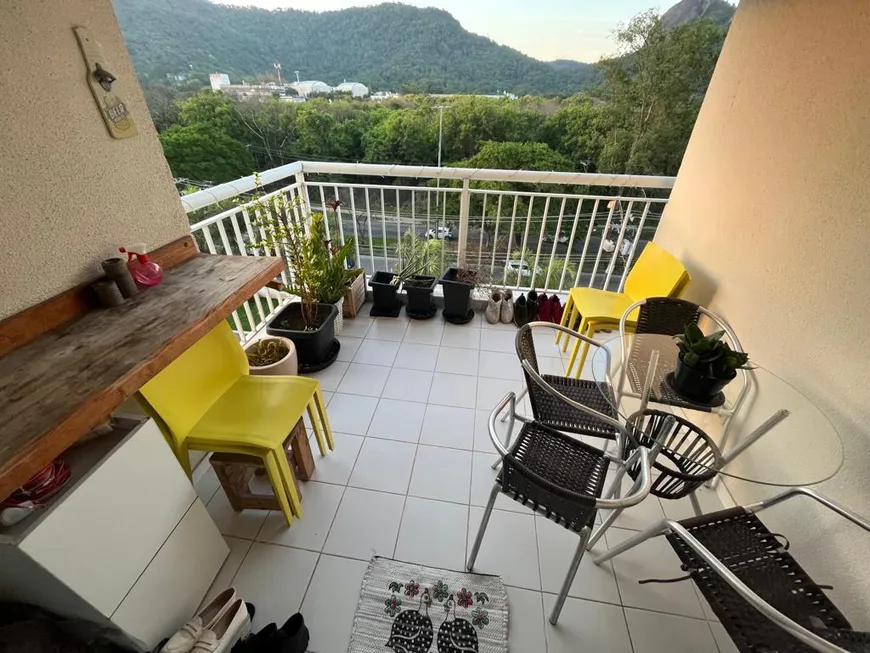 Foto 1 de Apartamento com 2 Quartos à venda, 63m² em Curicica, Rio de Janeiro