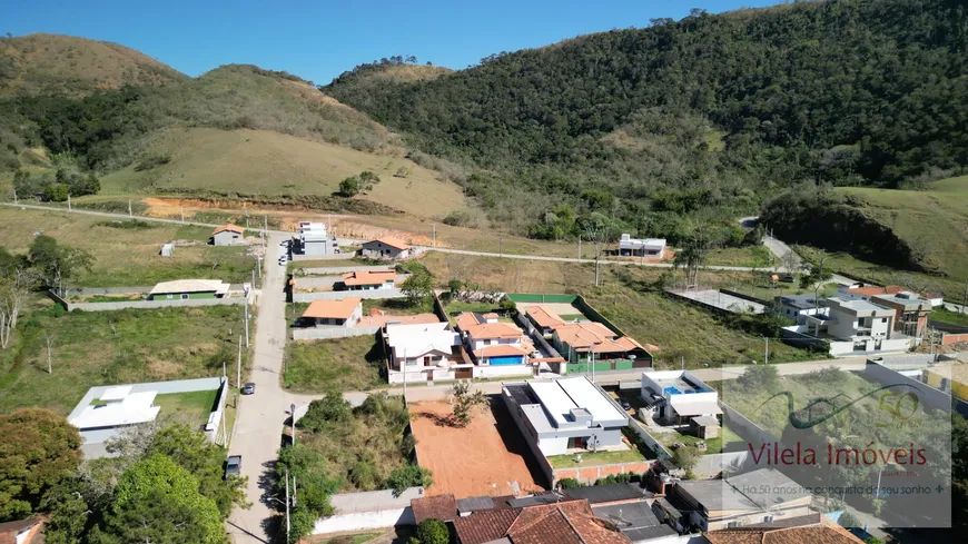 Foto 1 de Lote/Terreno à venda, 450m² em Ramada, Miguel Pereira