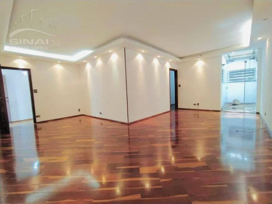 Foto 1 de Casa com 3 Quartos à venda, 250m² em Chácara Inglesa, São Paulo