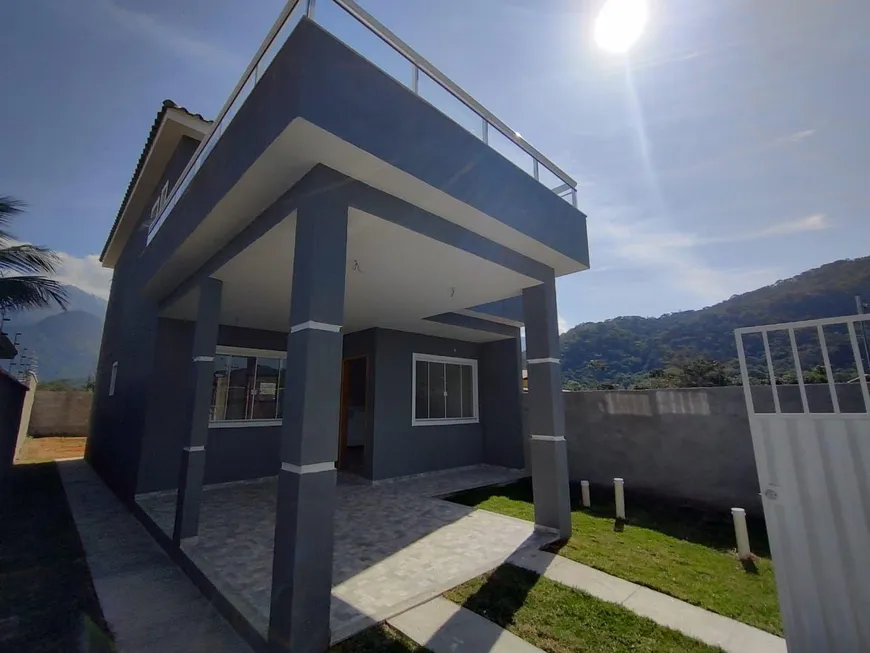 Foto 1 de Casa com 3 Quartos à venda, 140m² em Cotia, Guapimirim