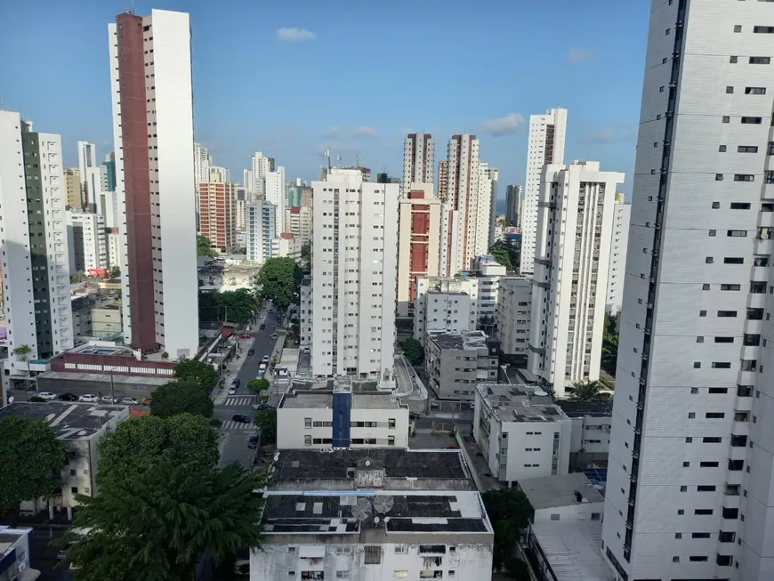 Foto 1 de Apartamento com 4 Quartos à venda, 115m² em Boa Viagem, Recife