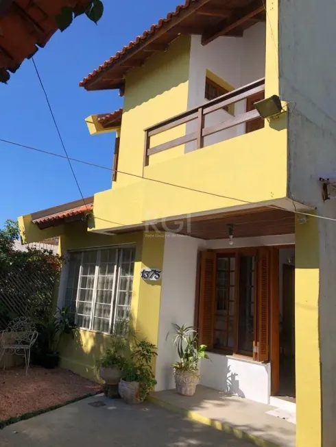 Foto 1 de Casa com 3 Quartos à venda, 179m² em Tristeza, Porto Alegre