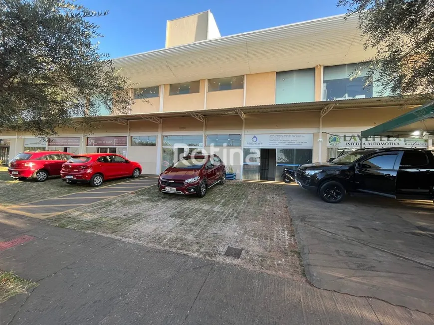 Foto 1 de Sala Comercial para alugar, 92m² em Granada, Uberlândia