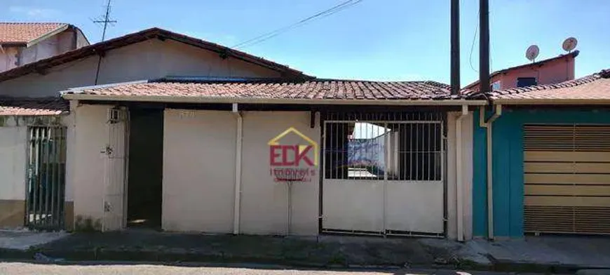 Foto 1 de Casa com 2 Quartos à venda, 180m² em Chacara Doutor Hipolito, Taubaté