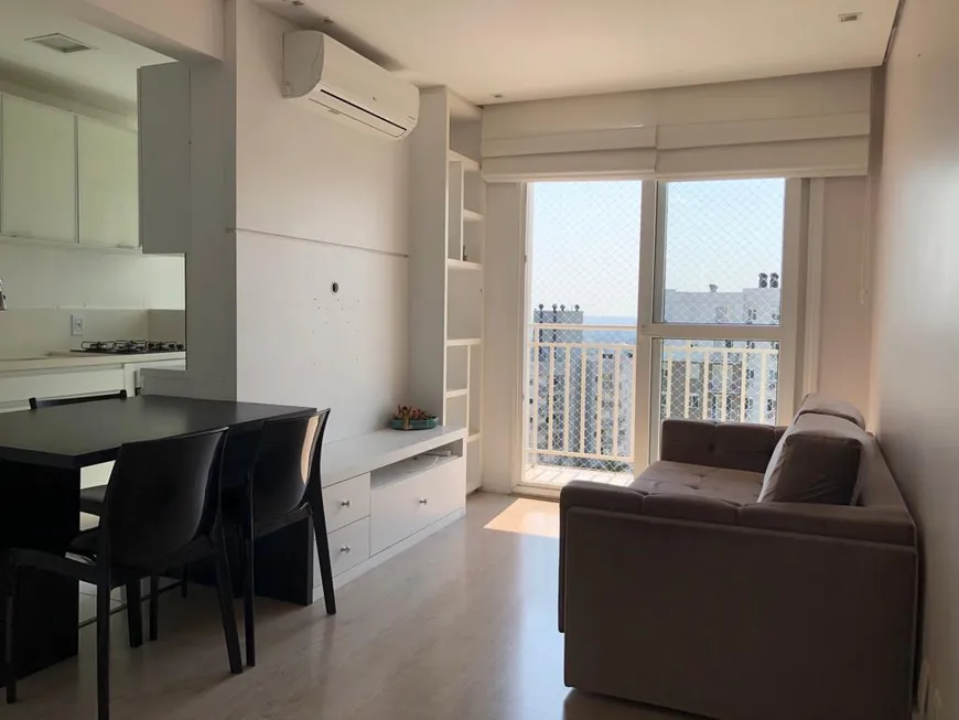 Foto 1 de Apartamento com 2 Quartos para venda ou aluguel, 56m² em Jardim Itú Sabará, Porto Alegre