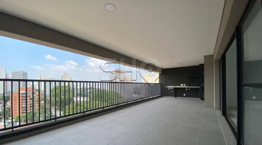 Foto 1 de Apartamento com 3 Quartos à venda, 213m² em Santo Amaro, São Paulo