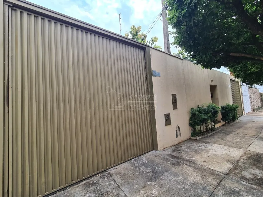 Foto 1 de Casa com 3 Quartos à venda, 275m² em Jardim Floridiana, Araraquara