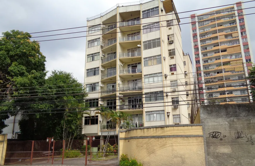 Foto 1 de Apartamento com 3 Quartos para alugar, 10m² em Centro, Nova Iguaçu