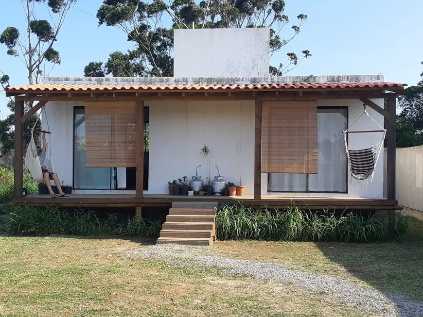 Foto 1 de Casa com 2 Quartos à venda, 375m² em Grama, Garopaba