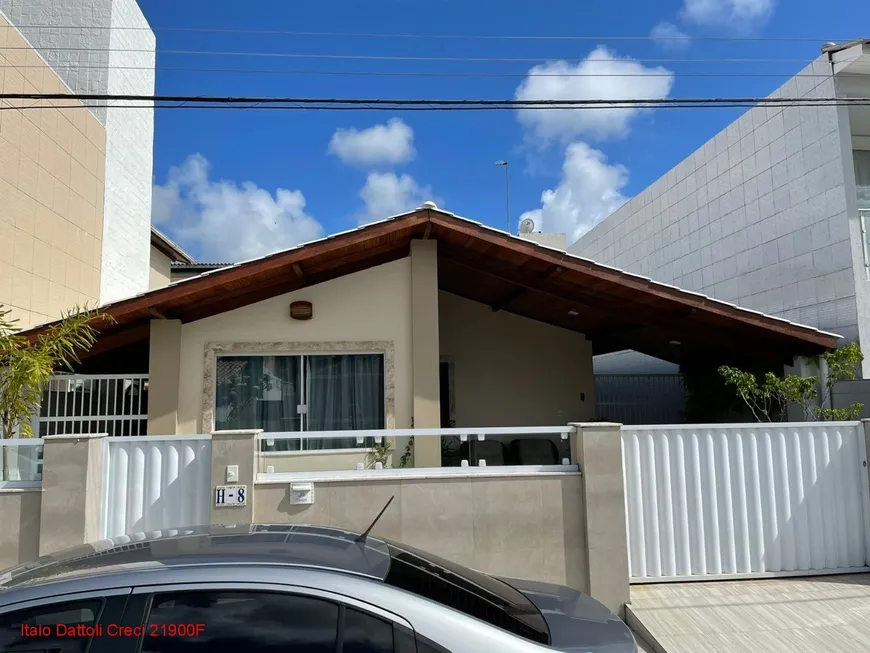 Foto 1 de Casa de Condomínio com 3 Quartos à venda, 200m² em Abrantes, Camaçari