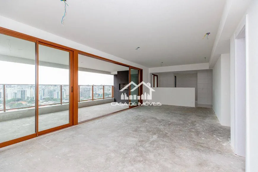 Foto 1 de Apartamento com 3 Quartos à venda, 145m² em Campo Belo, São Paulo