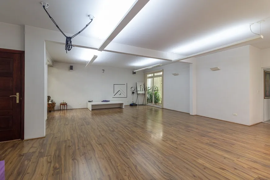 Foto 1 de Casa com 4 Quartos à venda, 325m² em Vila Mariana, São Paulo