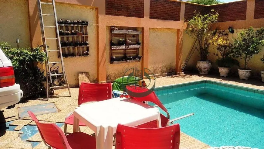 Foto 1 de Casa com 3 Quartos à venda, 187m² em Jardim Santa Genebra, Campinas