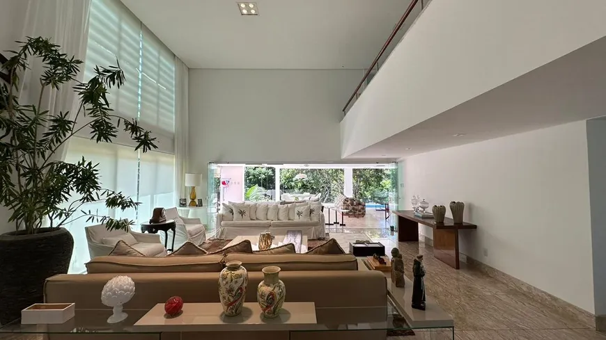 Foto 1 de Casa de Condomínio com 5 Quartos para alugar, 910m² em Alphaville I, Salvador