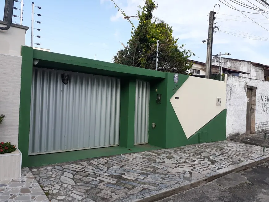 Foto 1 de Casa com 5 Quartos à venda, 305m² em Parque Manibura, Fortaleza