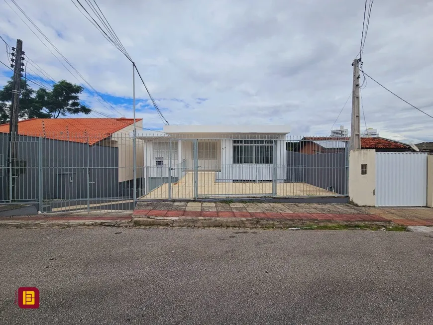 Foto 1 de Ponto Comercial à venda, 242m² em Estreito, Florianópolis