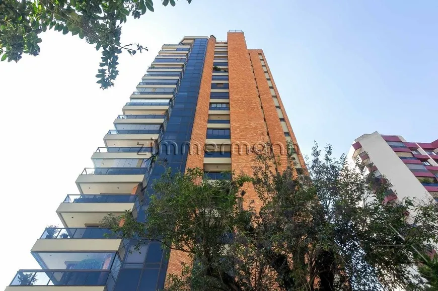 Foto 1 de Apartamento com 4 Quartos à venda, 240m² em Sumaré, São Paulo