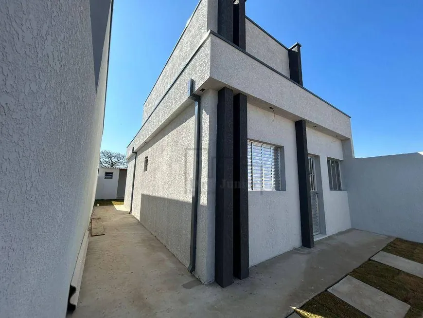 Foto 1 de Casa com 2 Quartos à venda, 70m² em DISTRITO DO PORTO, Capela do Alto