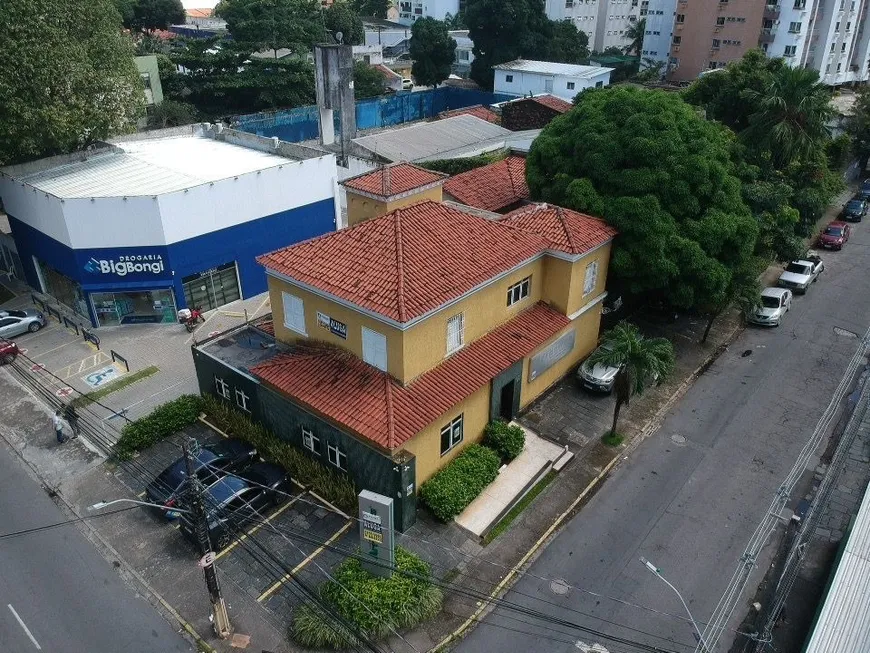 Foto 1 de Imóvel Comercial com 8 Quartos para alugar, 380m² em Santo Antônio, Recife