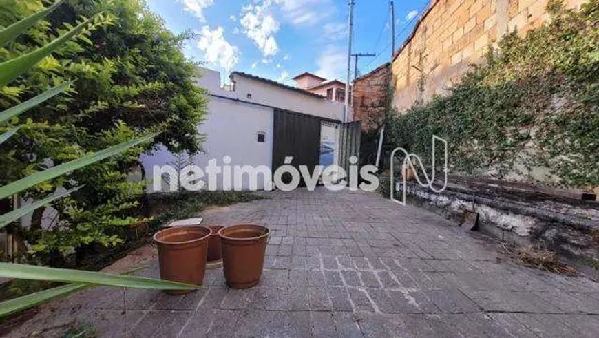 Foto 1 de Casa com 2 Quartos à venda, 82m² em Juliana, Belo Horizonte