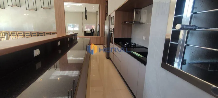 Foto 1 de Apartamento com 3 Quartos à venda, 81m² em Zona 07, Maringá