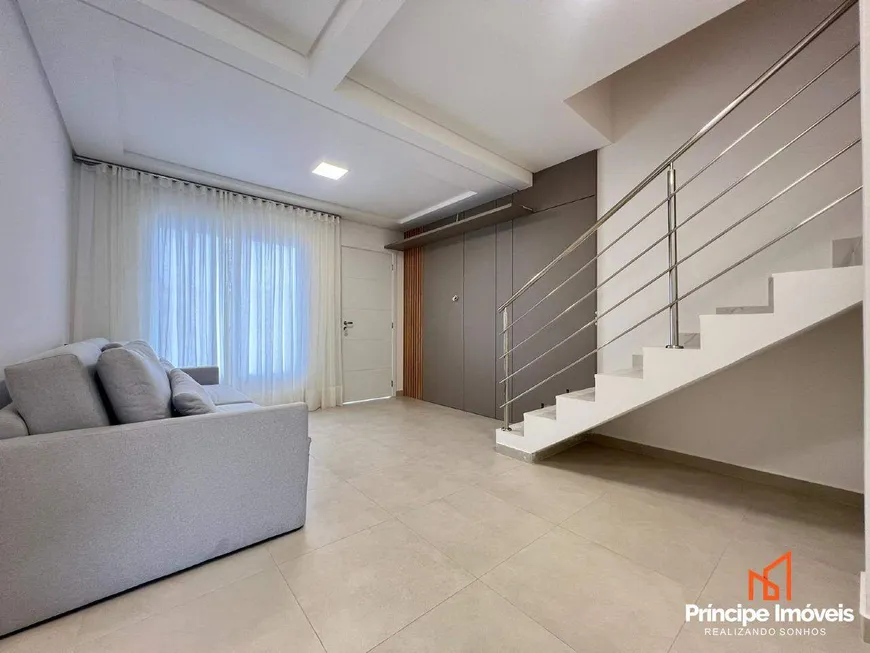 Foto 1 de Casa com 3 Quartos à venda, 105m² em Santa Catarina, Joinville